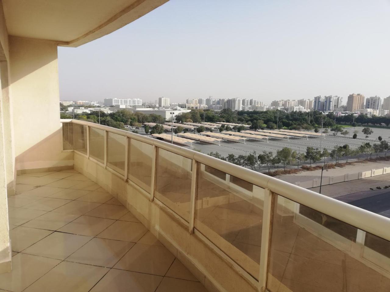Boulevard City Suites Hotel Apartments Дубай Экстерьер фото